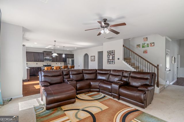141 Pinehaven Court, Mcdonough, GA 30252