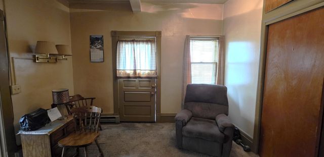 205 3rd Avenue SE, Valley City, ND 58072