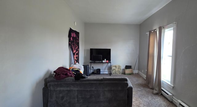 205 3rd Avenue SE, Valley City, ND 58072