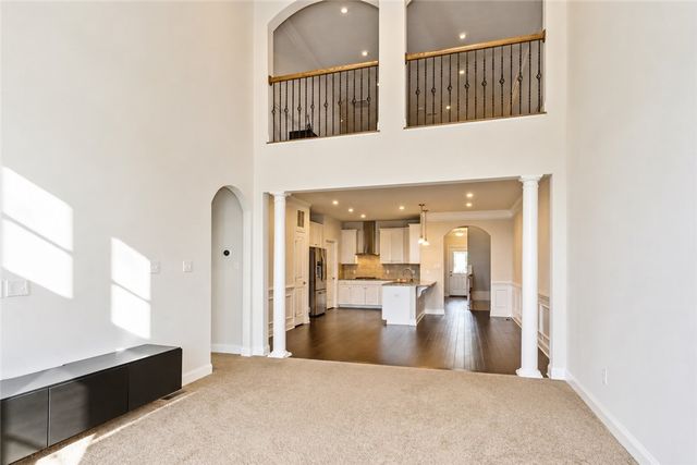 2516 Adele Ct, Franklin Park, PA 15143