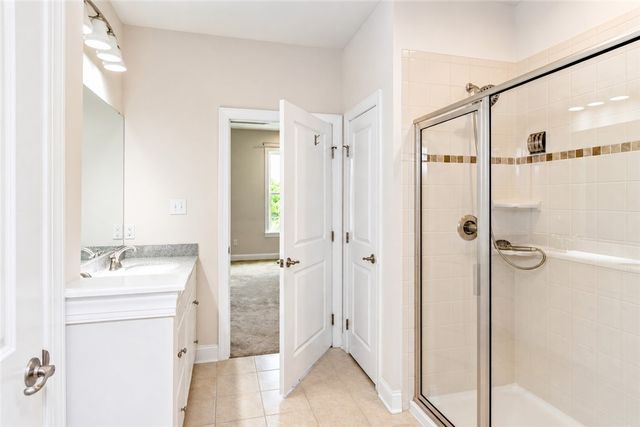 2516 Adele Ct, Franklin Park, PA 15143