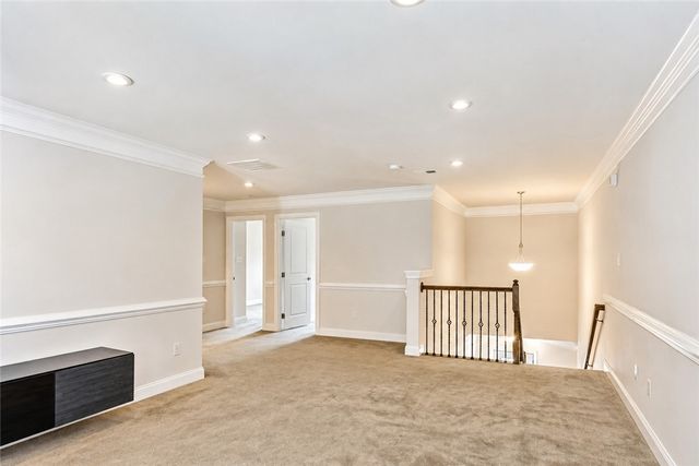 2516 Adele Ct, Franklin Park, PA 15143