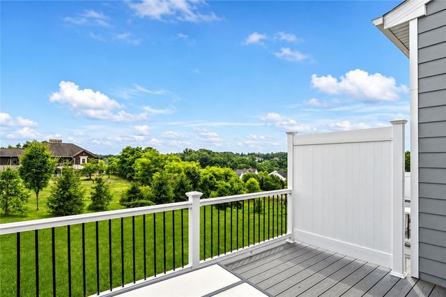 2516 Adele Ct, Franklin Park, PA 15143