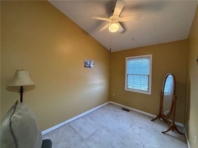 3031 Estate Dr, North Fayette, PA 15071