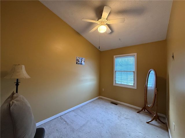 3031 Estate Dr, North Fayette, PA 15071