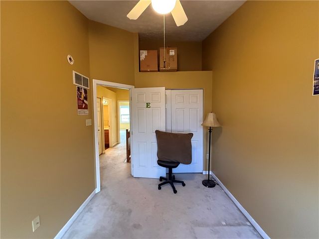 3031 Estate Dr, North Fayette, PA 15071