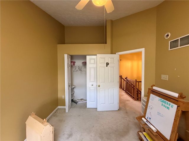 3031 Estate Dr, North Fayette, PA 15071