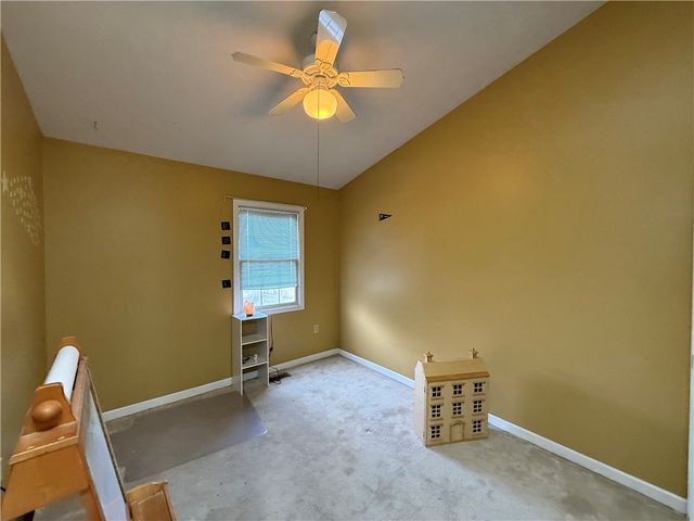 3031 Estate Dr, North Fayette, PA 15071
