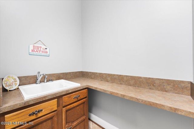 3568 STRATTON Road, Jacksonville, FL 32221