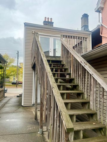 1004 Greenup Street, Covington, KY 41011