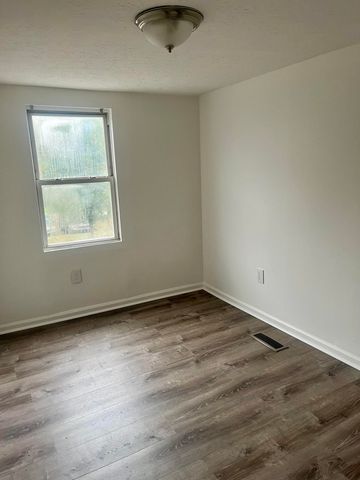 1004 Greenup Street, Covington, KY 41011