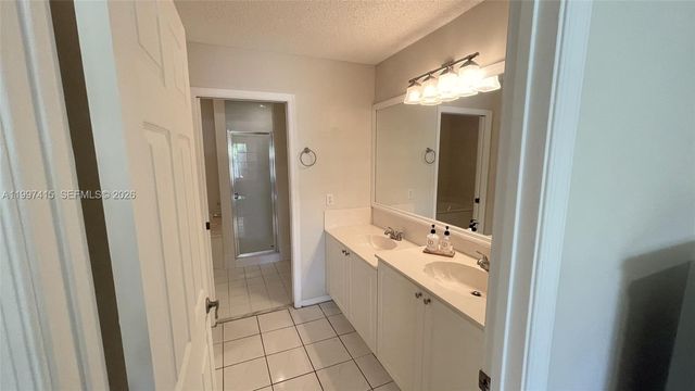 19011 NW 79th Ct, Hialeah, FL 33015