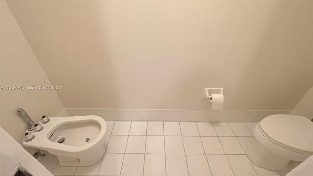 19011 NW 79th Ct, Hialeah, FL 33015