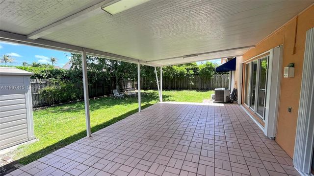 19011 NW 79th Ct, Hialeah, FL 33015