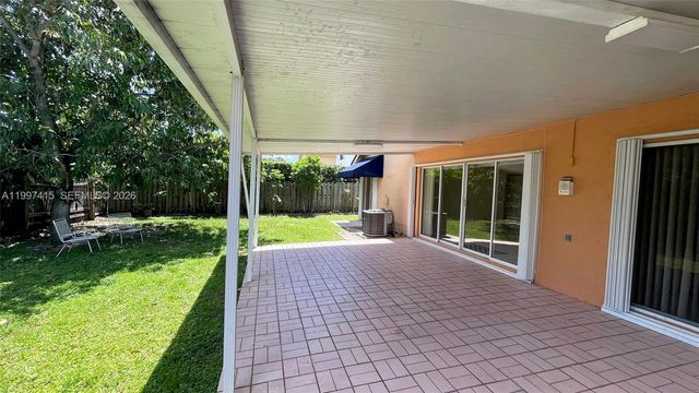 19011 NW 79th Ct, Hialeah, FL 33015