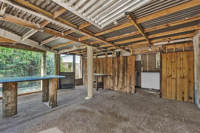 5088 2nd Rd, Lake Worth, FL 33467