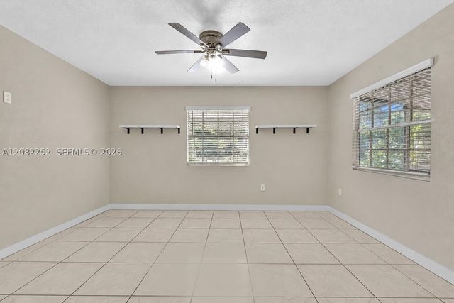 5088 2nd Rd, Lake Worth, FL 33467