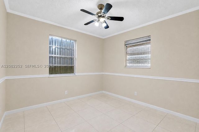 5088 2nd Rd, Lake Worth, FL 33467