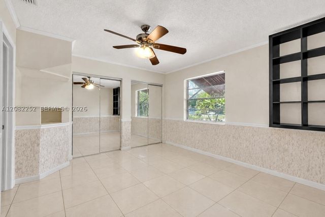 5088 2nd Rd, Lake Worth, FL 33467