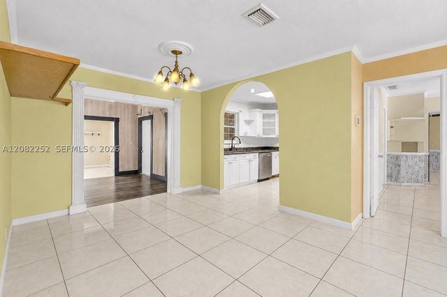 5088 2nd Rd, Lake Worth, FL 33467