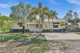 5088 2nd Rd, Lake Worth, FL 33467