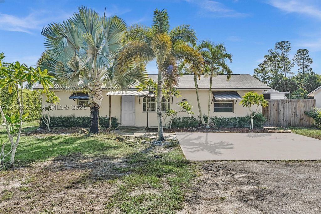 5088 2nd Rd, Lake Worth, FL 33467