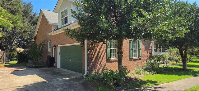 6104 Castlebrooke Lane, Linden, NC 28356