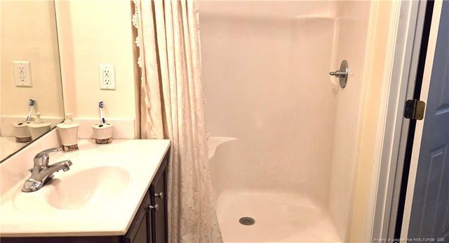 6104 Castlebrooke Lane, Linden, NC 28356