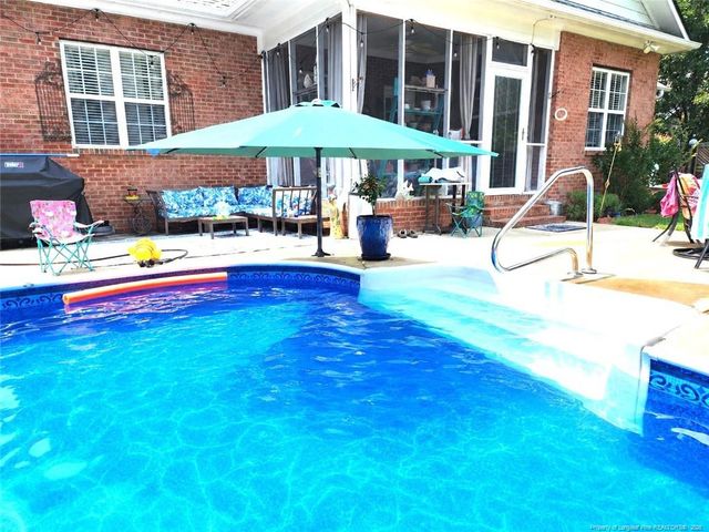 6104 Castlebrooke Lane, Linden, NC 28356