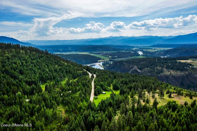 133 Two Tail RD, Bonners Ferry, ID 83805