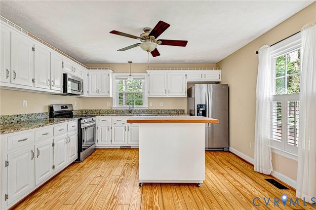 6425 Somerton Pl, Sandston, VA 23150