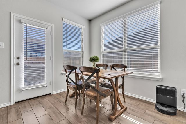 2933 Dixondale Drive, Fort Worth, TX 76108