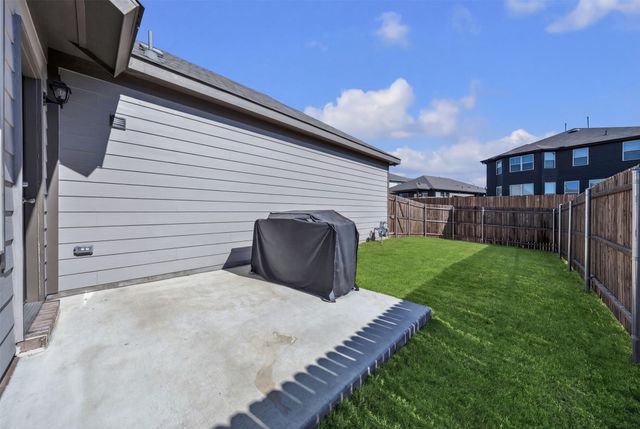 2933 Dixondale Drive, Fort Worth, TX 76108