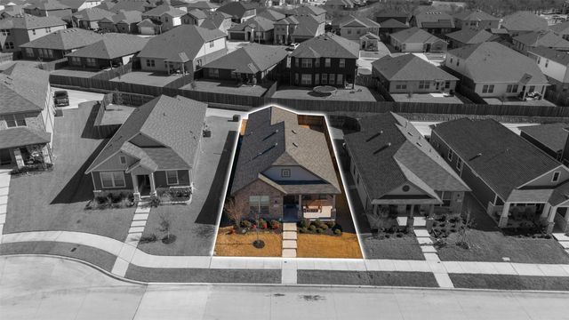 2933 Dixondale Drive, Fort Worth, TX 76108