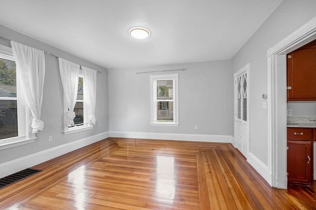 77 Verona St, Lynn, MA 01904