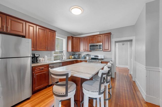 77 Verona St, Lynn, MA 01904