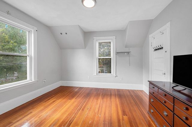 77 Verona St, Lynn, MA 01904