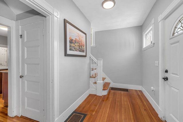 77 Verona St, Lynn, MA 01904