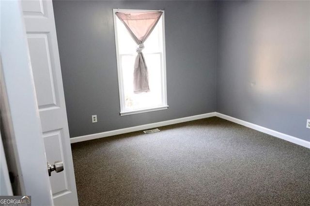 150 Bunny Lane, Fayetteville, GA 30215