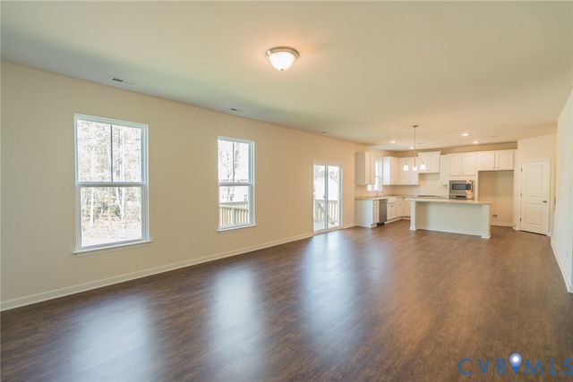 4879 Donner Ct, Quinton, VA 23141