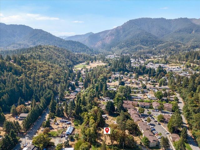 149 Beaver Lane, Canyonville, OR 97417