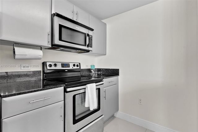 1861 S River Drive 1003, Miami, FL 33125