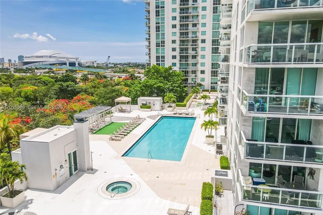 1861 S River Drive 1003, Miami, FL 33125