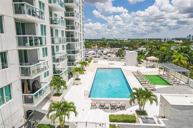 1861 S River Drive 1003, Miami, FL 33125