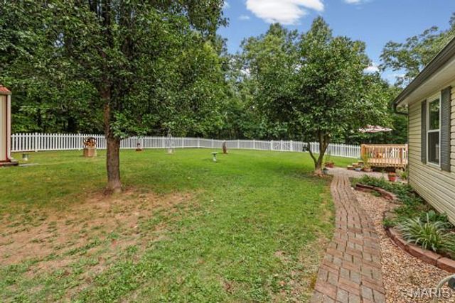 324 Bridlewood Road, Festus, MO 63028