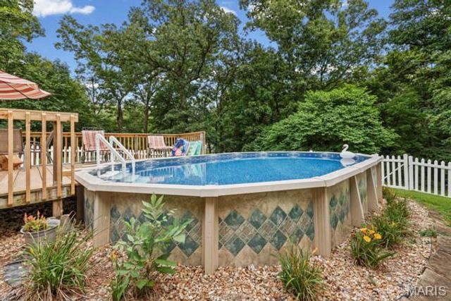 324 Bridlewood Road, Festus, MO 63028