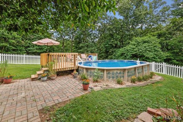324 Bridlewood Road, Festus, MO 63028
