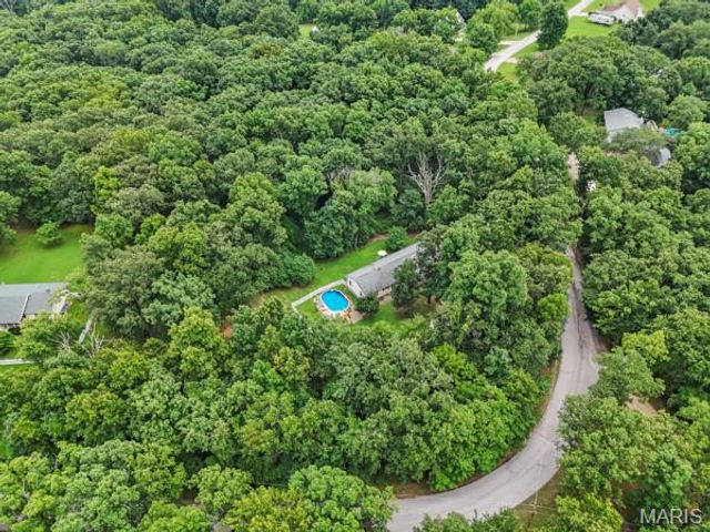 324 Bridlewood Road, Festus, MO 63028