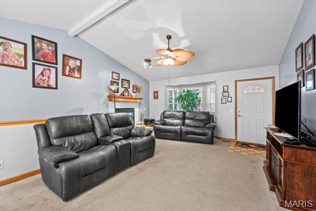 324 Bridlewood Road, Festus, MO 63028