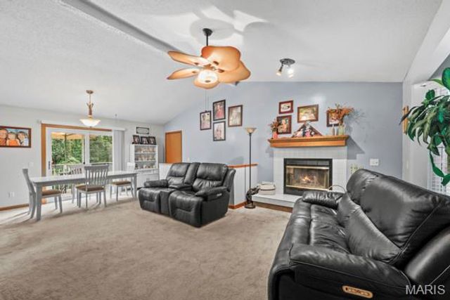 324 Bridlewood Road, Festus, MO 63028